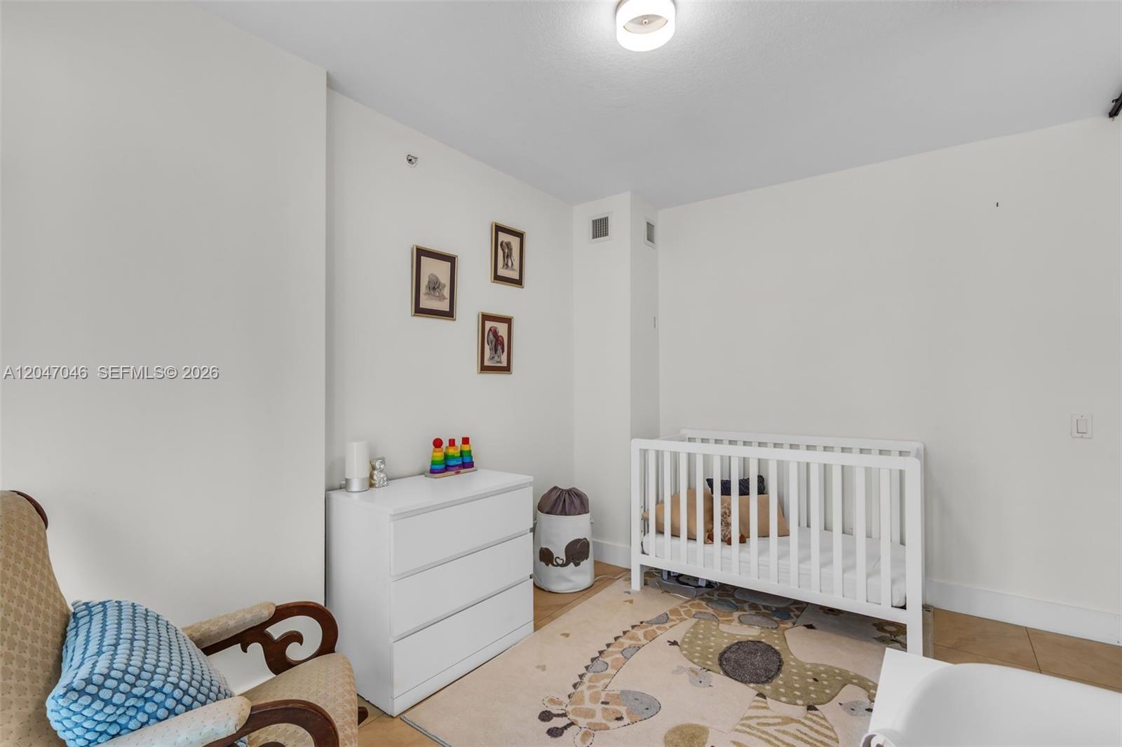41 Southeast 5th Street, Unit 908 Miami, FL 33131 - Photo 18 of 26