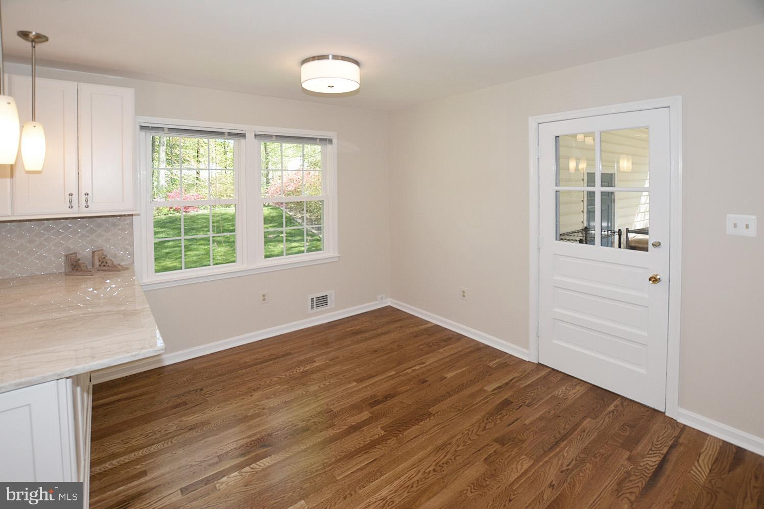 6805 Field Master Drive Springfield, VA 22153 - Photo 16 of 32