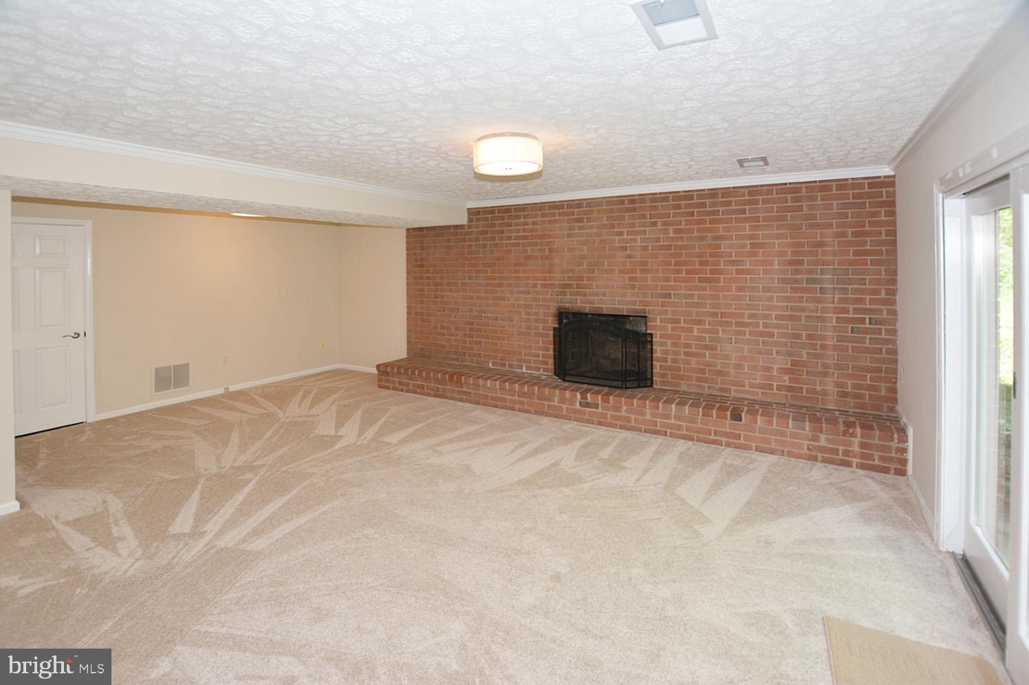 6805 Field Master Drive Springfield, VA 22153 - Photo 26 of 32