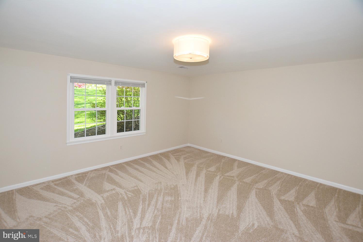 6805 Field Master Drive Springfield, VA 22153 - Photo 28 of 32