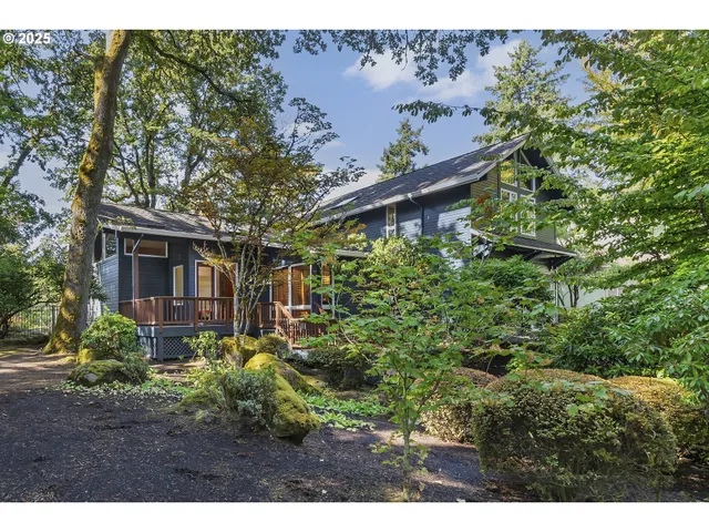 $1,599,000 | 630 Ridgeway Road, Lake Oswego, OR 97034