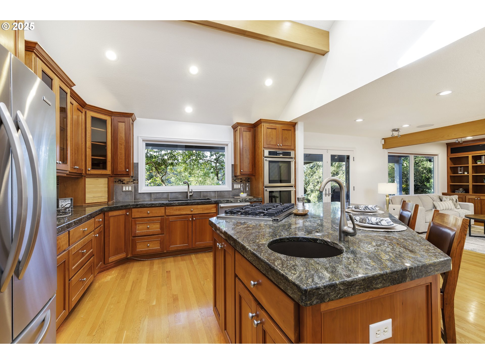 630 Ridgeway Road Lake Oswego, OR 97034 - Photo 16 of 47