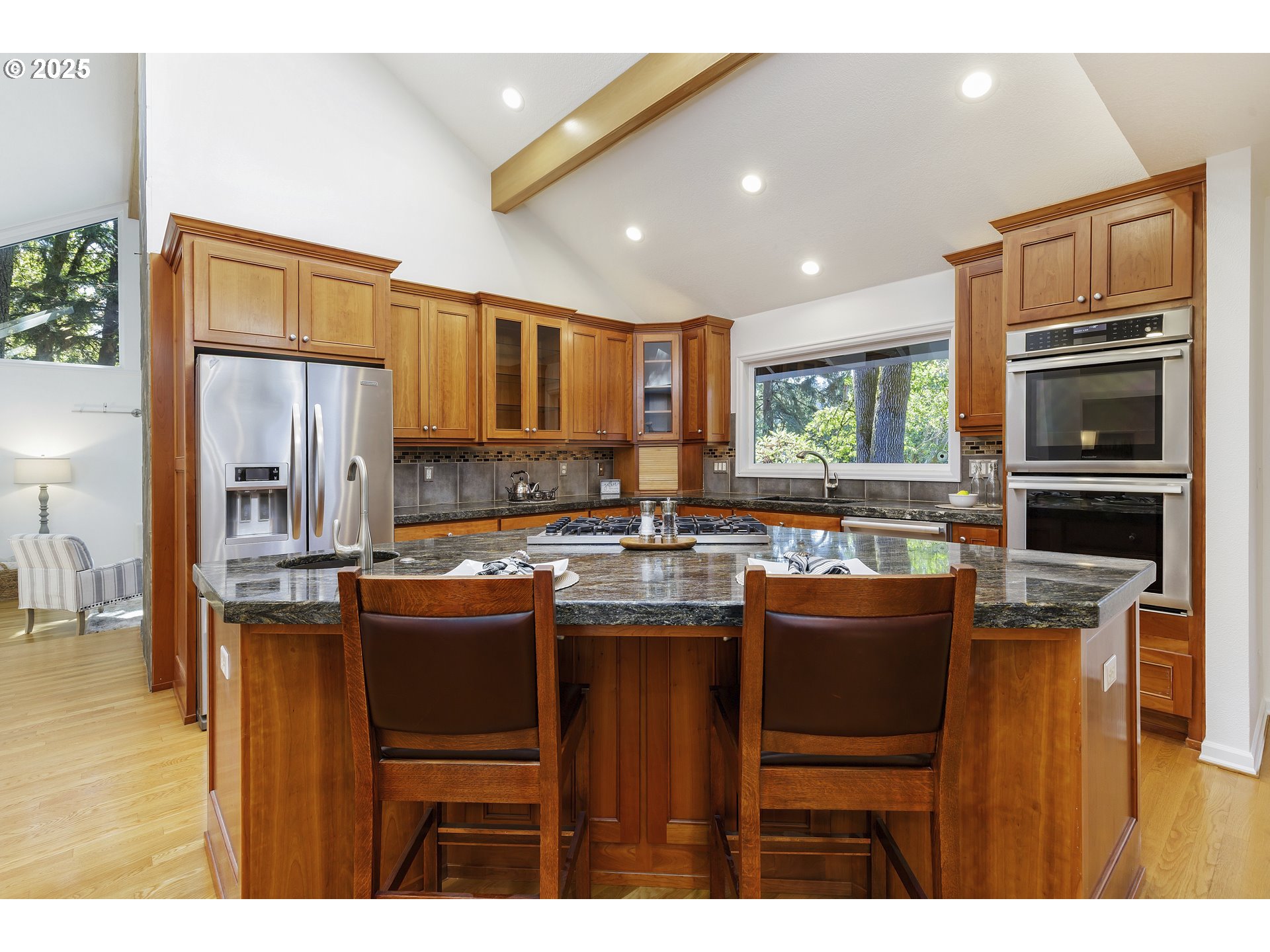 630 Ridgeway Road Lake Oswego, OR 97034 - Photo 18 of 47