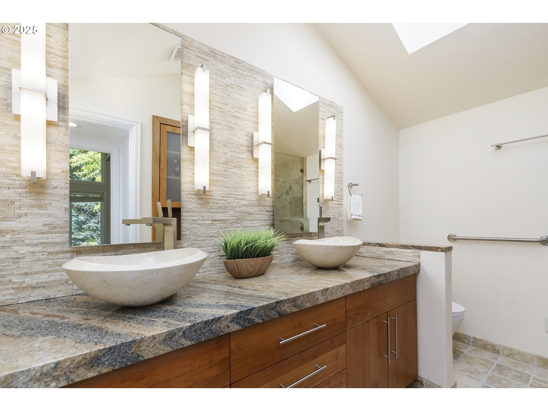 630 Ridgeway Road Lake Oswego, OR 97034 - Photo 38 of 47