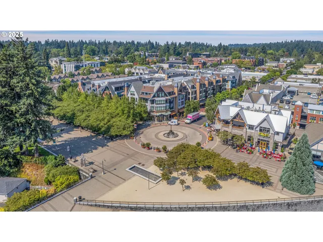 $1,599,000 | 630 Ridgeway Road, Lake Oswego, OR 97034