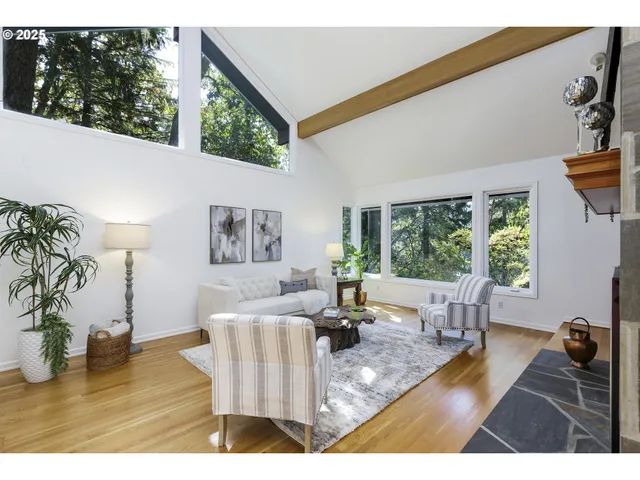 $1,599,000 | 630 Ridgeway Road, Lake Oswego, OR 97034