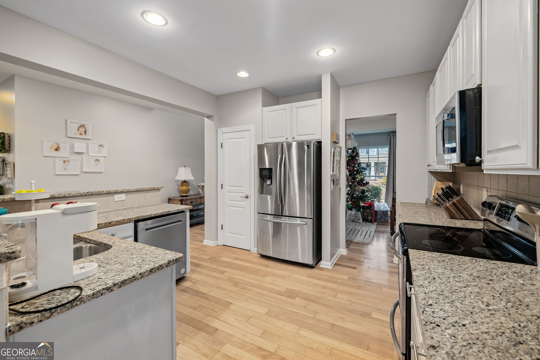 7840 Keepsake Lane Flowery Branch, GA 30542 - Photo 13 of 68