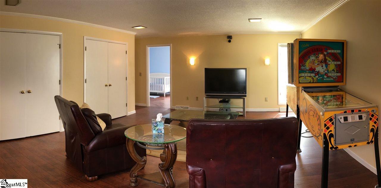 312 Raven Road Greenville, SC 29615 - Photo 17 of 31