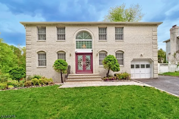 $999,000 | 47 Schoener Road, East Hanover, NJ 07936
