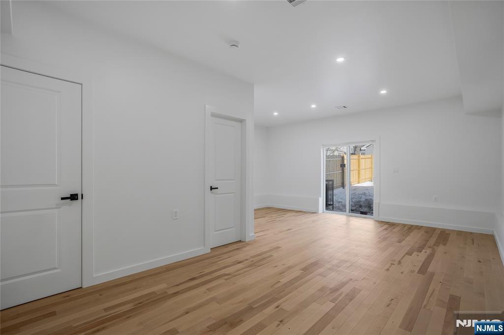 11 Voorhees Street Newark, NJ 07108 - Photo 20 of 37