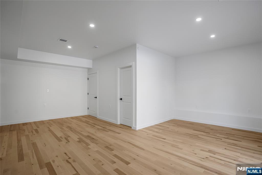 11 Voorhees Street Newark, NJ 07108 - Photo 21 of 37