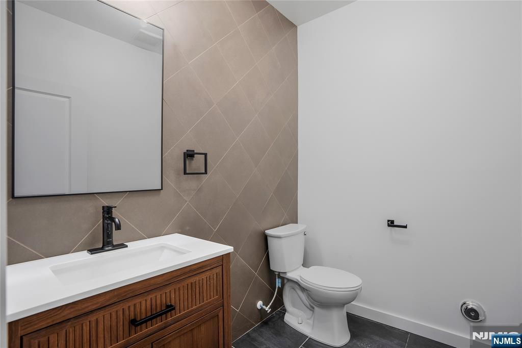 11 Voorhees Street Newark, NJ 07108 - Photo 23 of 37