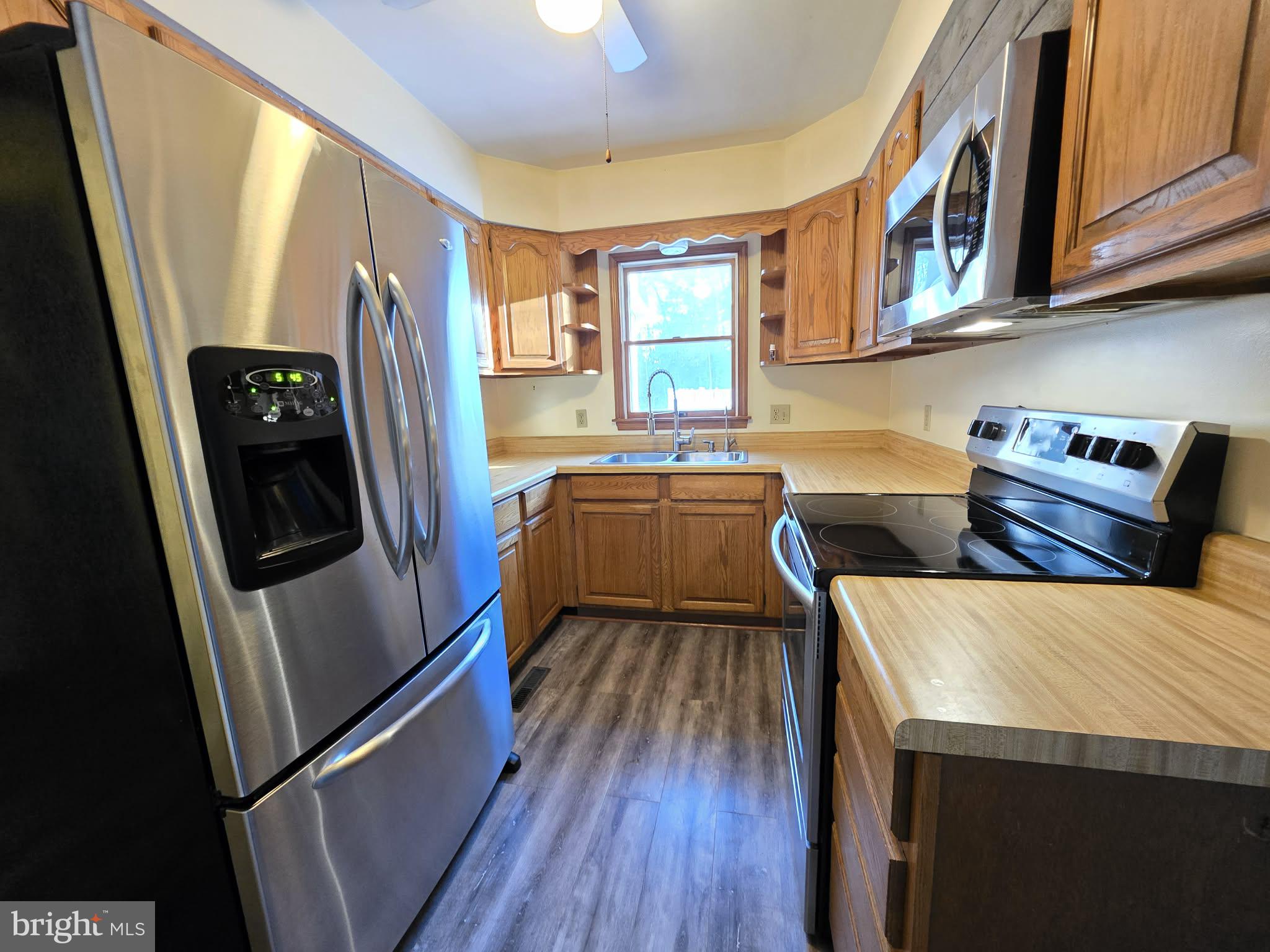 29325 West Line Road Delmar, MD 21875 - Photo 15 of 46