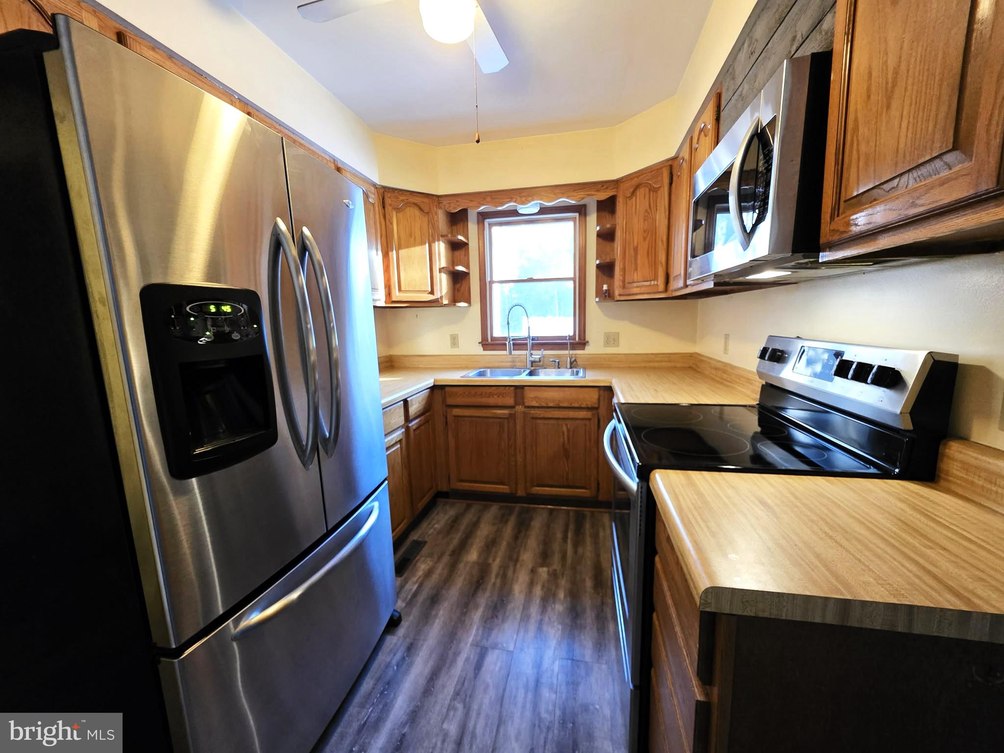 29325 West Line Road Delmar, MD 21875 - Photo 16 of 46