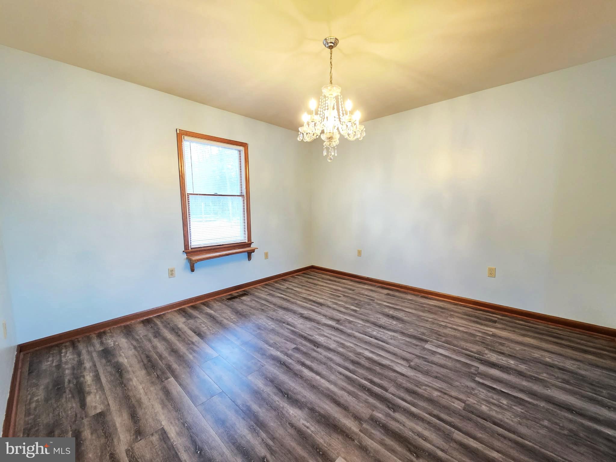 29325 West Line Road Delmar, MD 21875 - Photo 22 of 46