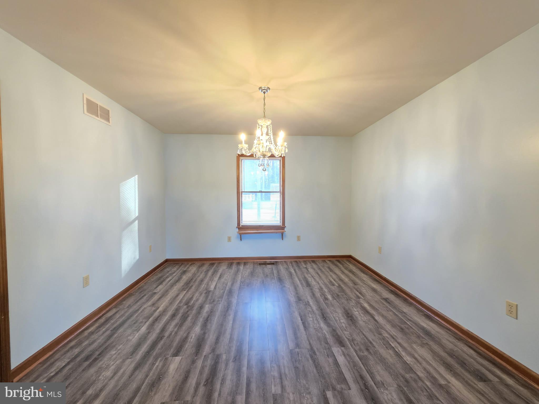 29325 West Line Road Delmar, MD 21875 - Photo 23 of 46