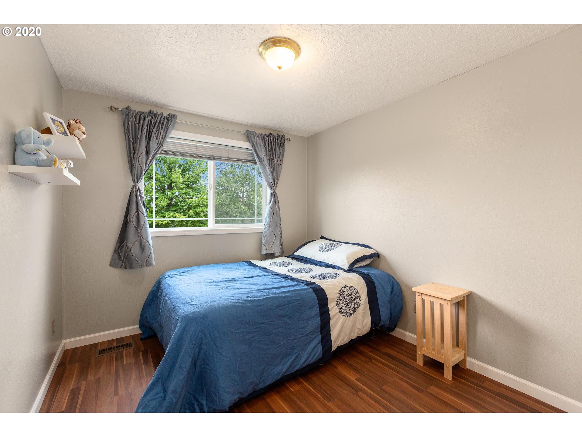 1408 Southwest 14th Street Gresham, OR 97080 - Photo 10 of 21 Gallery Image 10