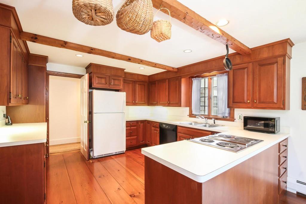 117 Crows Pond Road Chatham, MA 02633 - Photo 12 of 29 Gallery Image 12