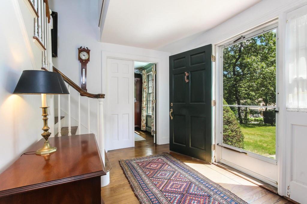 117 Crows Pond Road Chatham, MA 02633 - Photo 4 of 29 Gallery Image 4