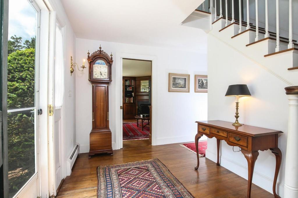 117 Crows Pond Road Chatham, MA 02633 - Photo 5 of 29 Gallery Image 5