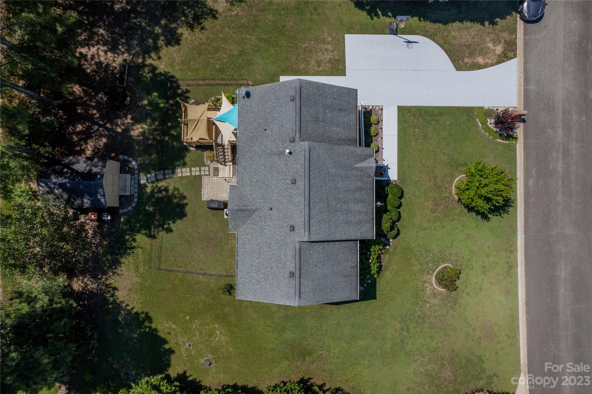 1585 Wimbleton Woods Drive Fort Mill, SC 29708 - Photo 40 of 41 an aerial view of a house with a garden