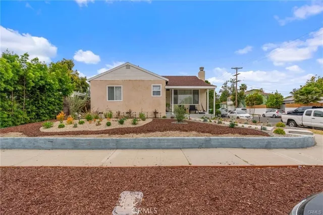 $1,350,000 | 5445 Cartwright Avenue, North Hollywood, CA 91601