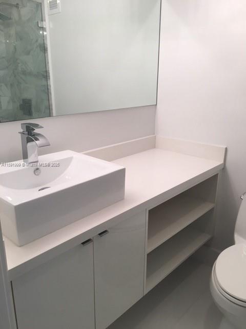 100 Lincoln Road, Unit 711 Miami Beach, FL 33139 - Photo 11 of 29