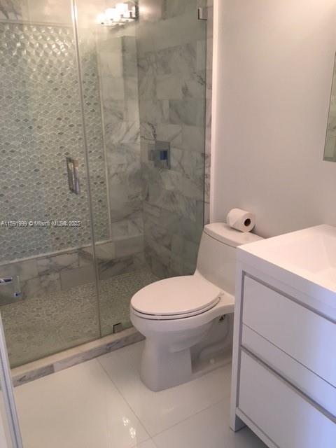 100 Lincoln Road, Unit 711 Miami Beach, FL 33139 - Photo 19 of 29