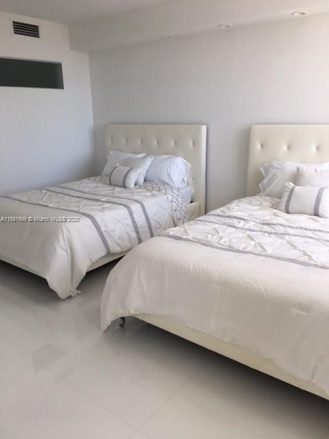 100 Lincoln Road, Unit 711 Miami Beach, FL 33139 - Photo 8 of 29