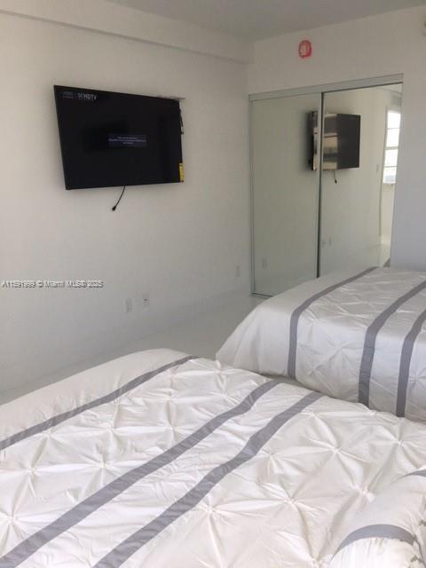 100 Lincoln Road, Unit 711 Miami Beach, FL 33139 - Photo 9 of 29