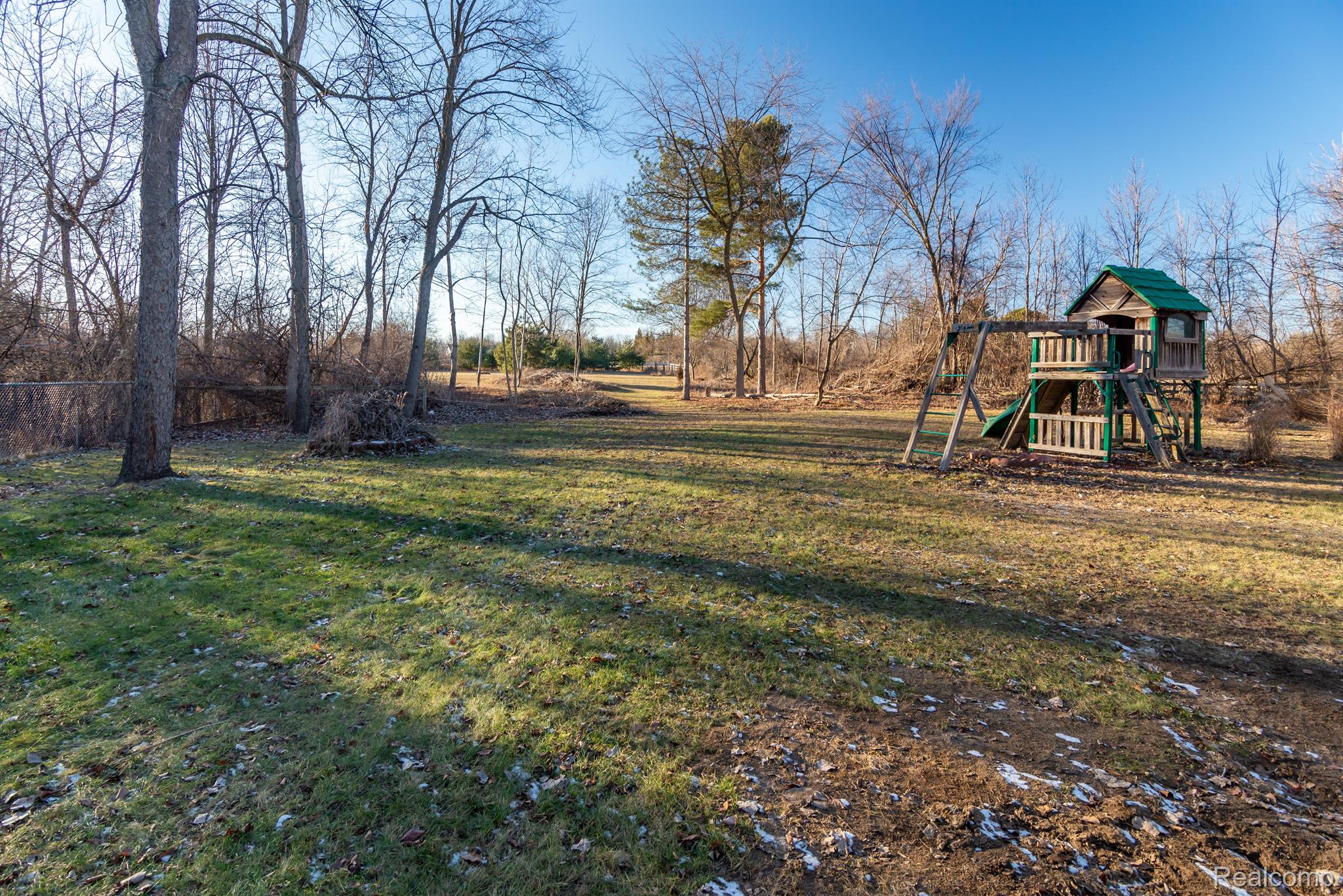 13510 Torrey Road Fenton, MI 48430 - Photo 32 of 32 Gallery Image 32