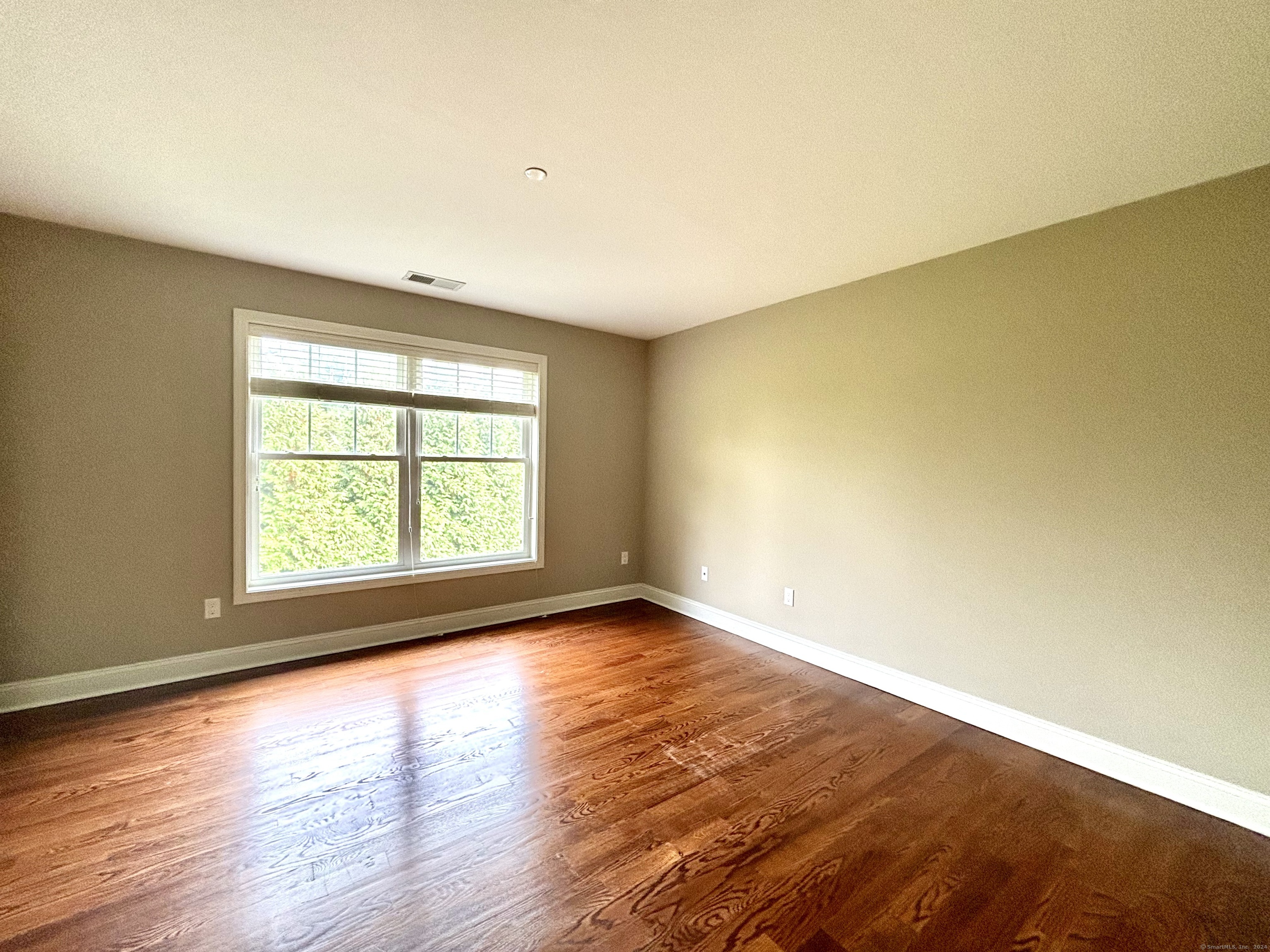 67 West Main Street, Unit 421 Clinton, CT 06413 - Photo 9 of 15