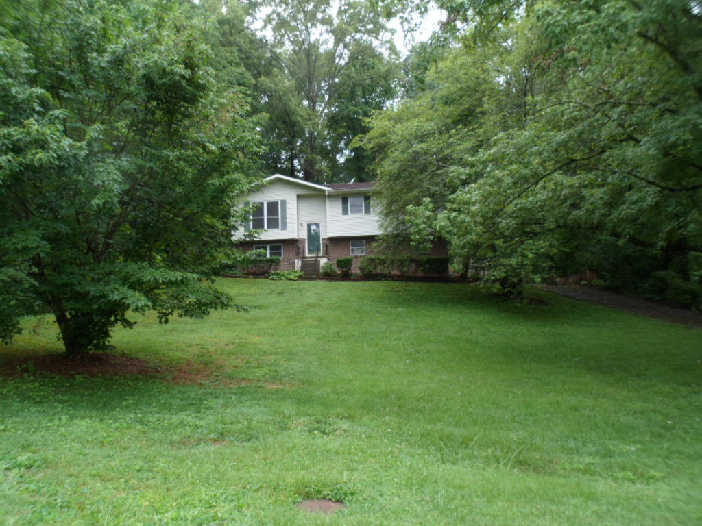 2337 Roundtree Road Knoxville, TN 37923 - Photo 9 of 16 SAM_0793
