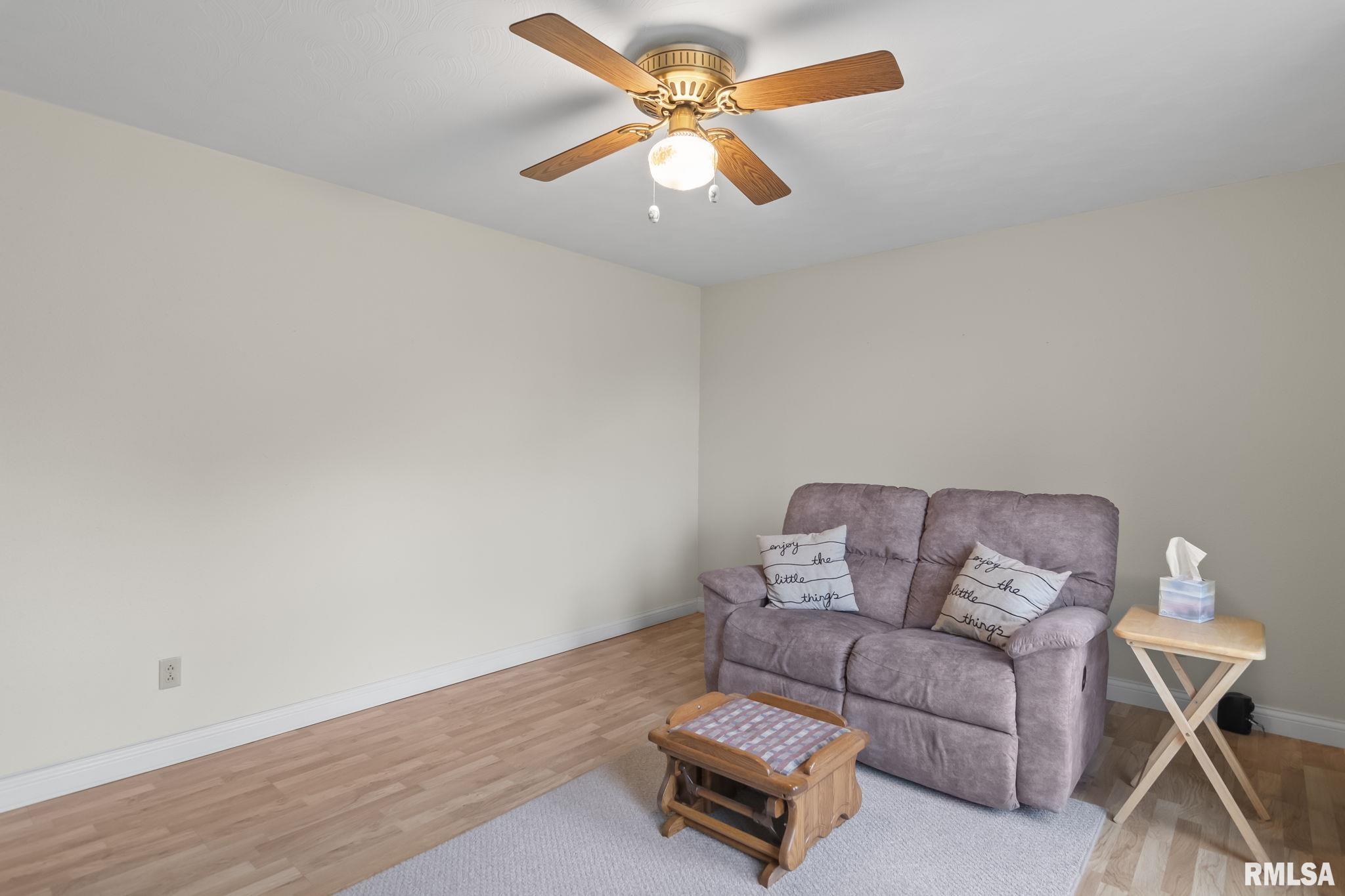 6847 Farrand Road Sherman, IL 62684 - Photo 6 of 40 Gallery Image 6