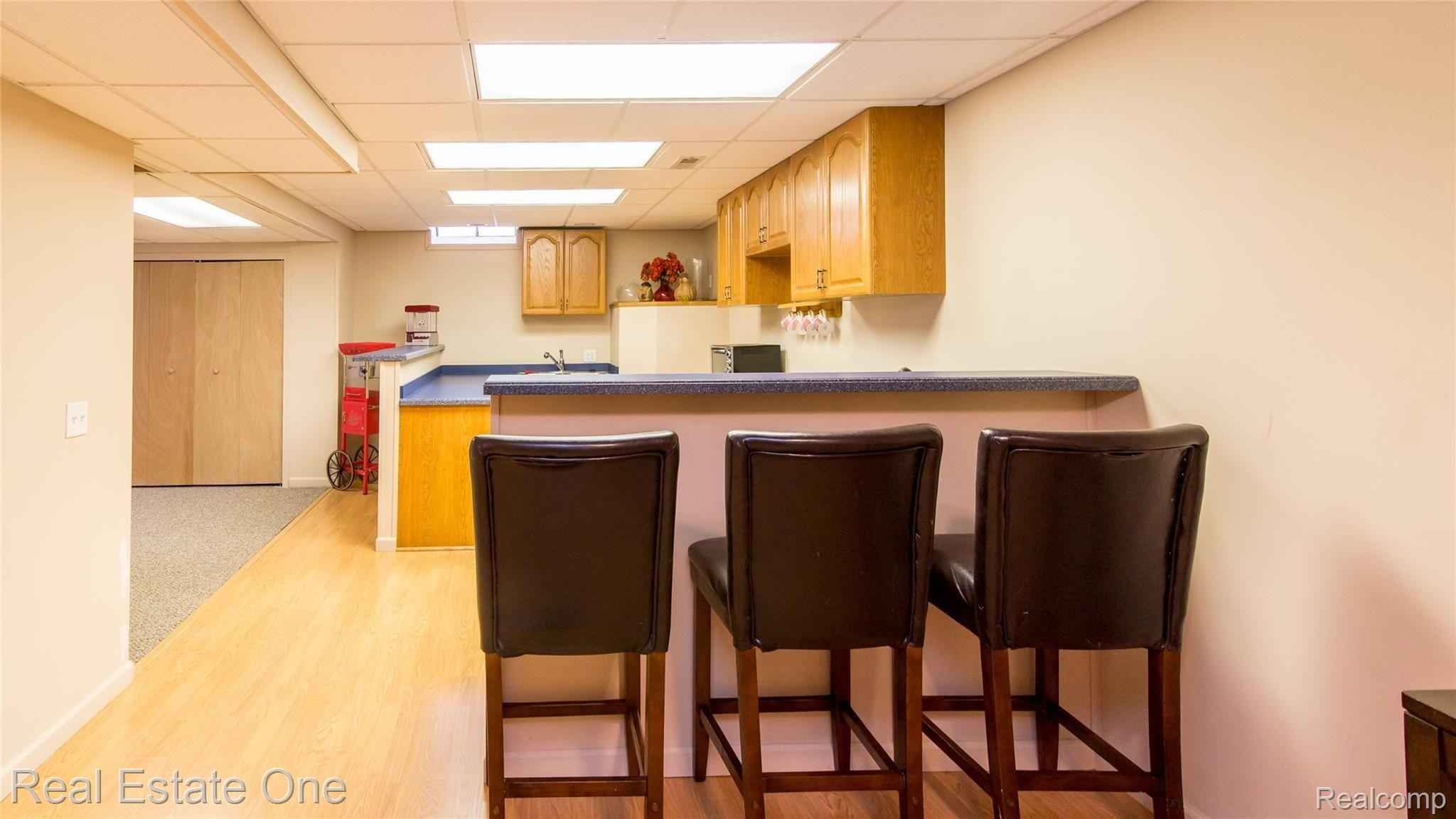 45669 Radnor Road Canton, MI 48187 - Photo 48 of 60 063_51.jpg