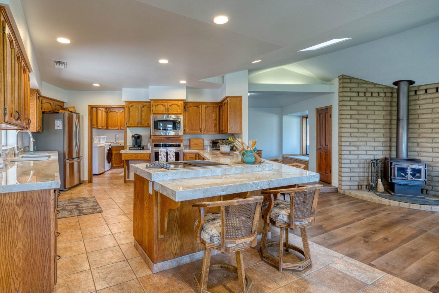 21221 Tollhouse Road Clovis, CA 93619 - Photo 30 of 81