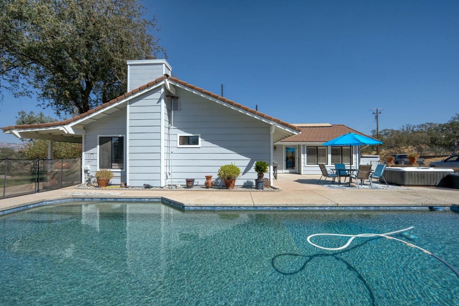 21221 Tollhouse Road Clovis, CA 93619 - Photo 8 of 81