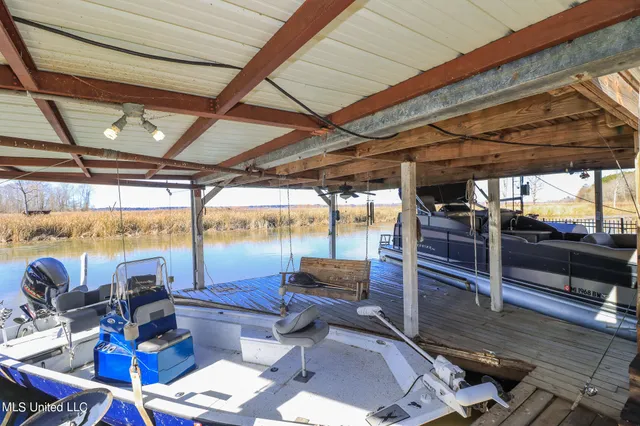 $929,000 | 120 Lake Harbour Point, Brandon, MS 39047