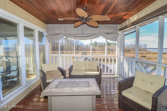 $929,000 | 120 Lake Harbour Point, Brandon, MS 39047