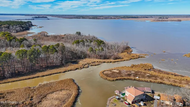 $929,000 | 120 Lake Harbour Point, Brandon, MS 39047