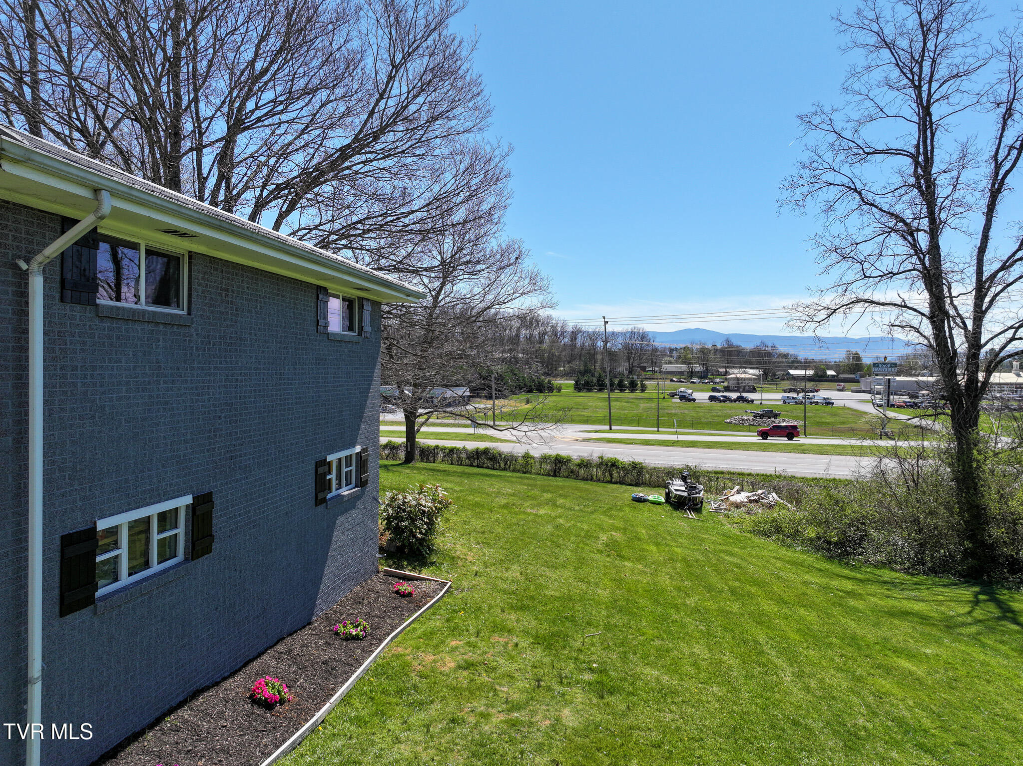 1726 Lafayette Street Greeneville, TN 37745 - Photo 32 of 34 DJI_20260324114448_0131_D