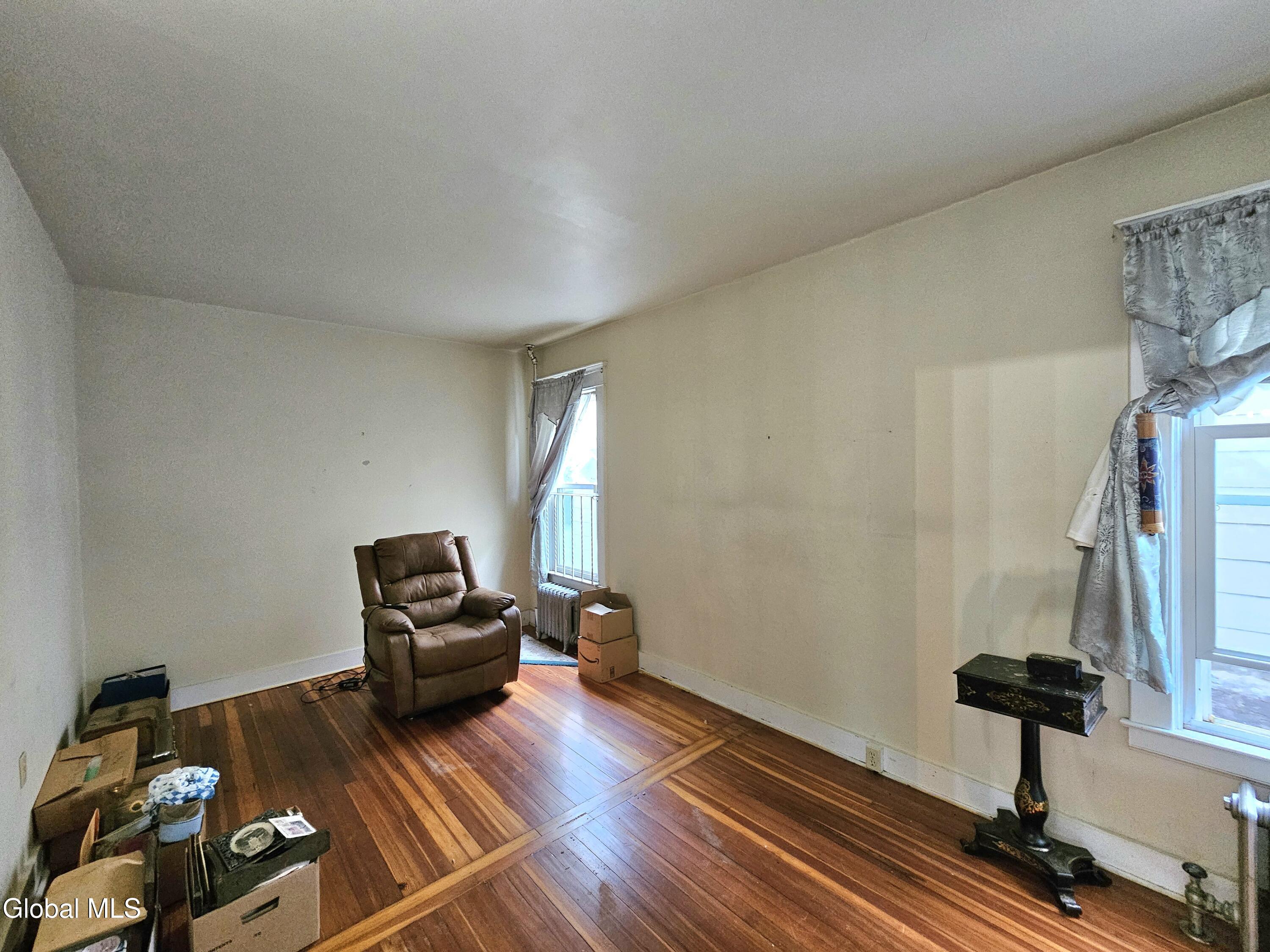 1701 Lenox Road Schenectady, NY 12308 - Photo 12 of 34 1000030101