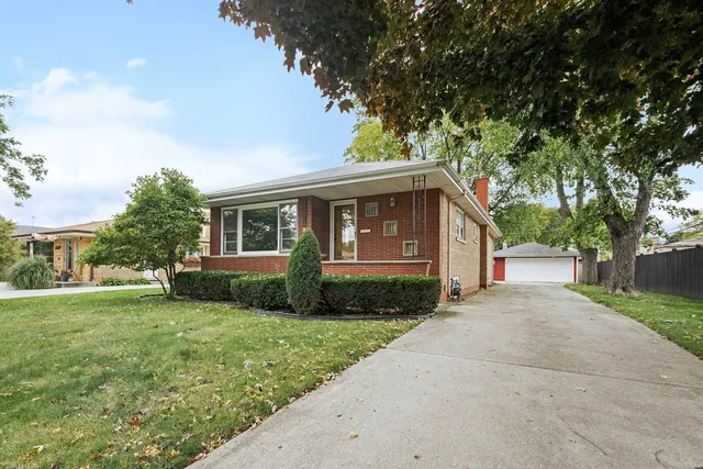 $379,900 | 10624 Lawler Avenue, Oak Lawn, IL 60453