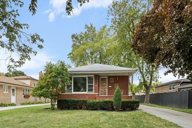 $379,900 | 10624 Lawler Avenue, Oak Lawn, IL 60453
