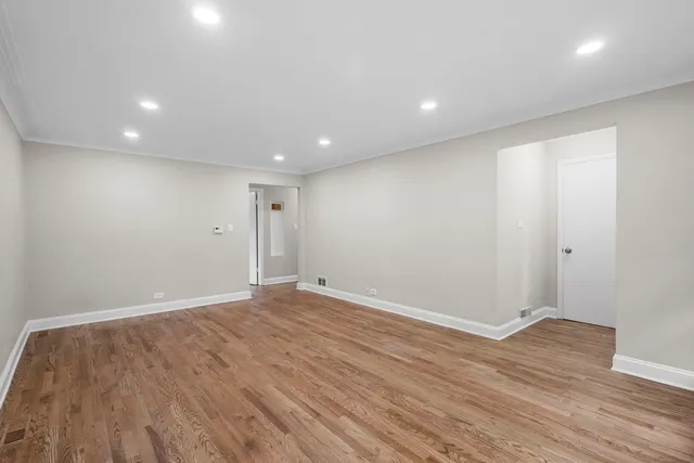 $379,900 | 10624 Lawler Avenue, Oak Lawn, IL 60453