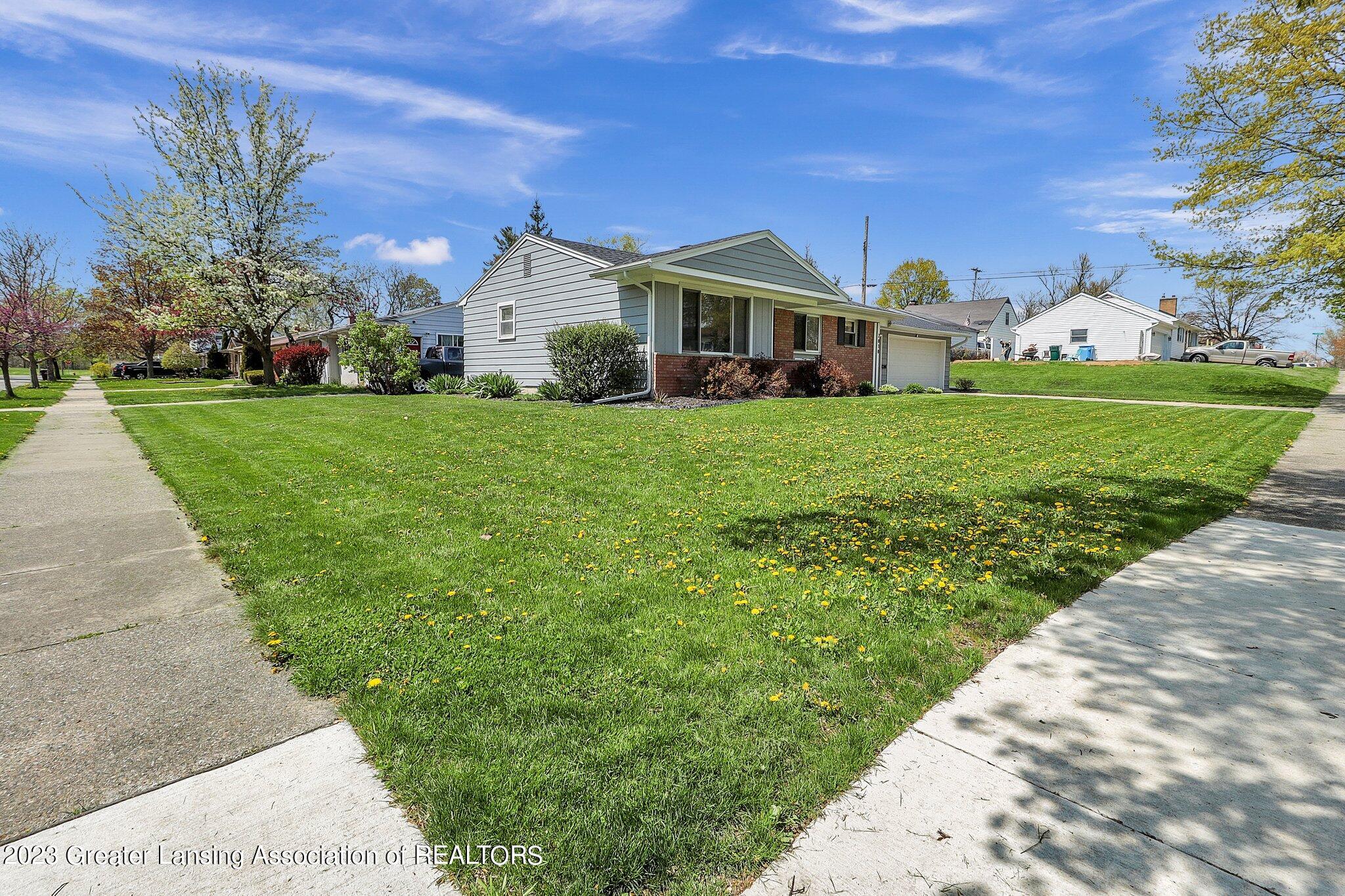 2818 Chatham Road Lansing, MI 48910 - Photo 27 of 27 Corner Lot View