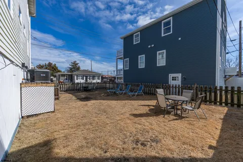 $879,900 | 100 East 11th Street, Unit 1, Ocean City, NJ 08226