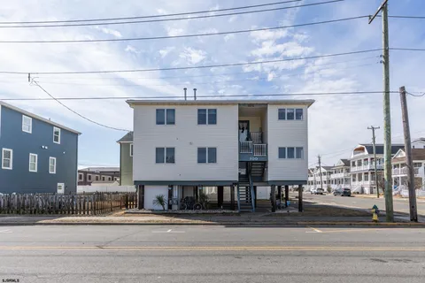 $879,900 | 100 East 11th Street, Unit 1, Ocean City, NJ 08226