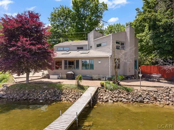 $749,900 | 3530 Geneva Highway, Manitou Beach, MI 49253