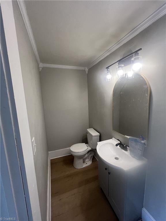 209 Kennedy Avenue High Point, NC 27262 - Photo 8 of 21